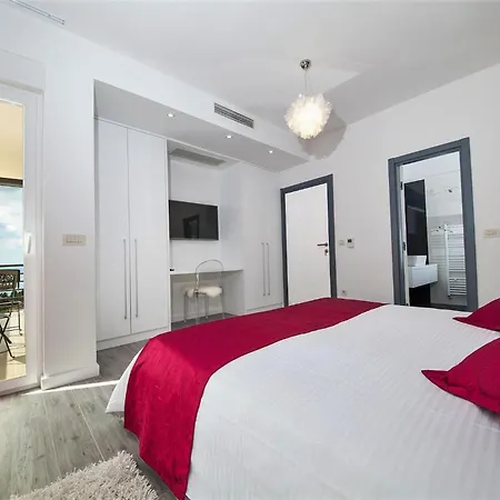 Villa Red With Pool And Sea View *